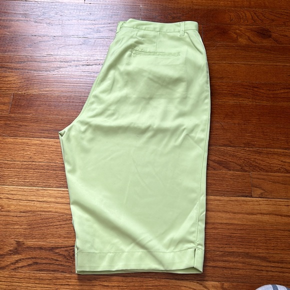 Fairway golf & Resort Capri pants 10 - Picture 2 of 3